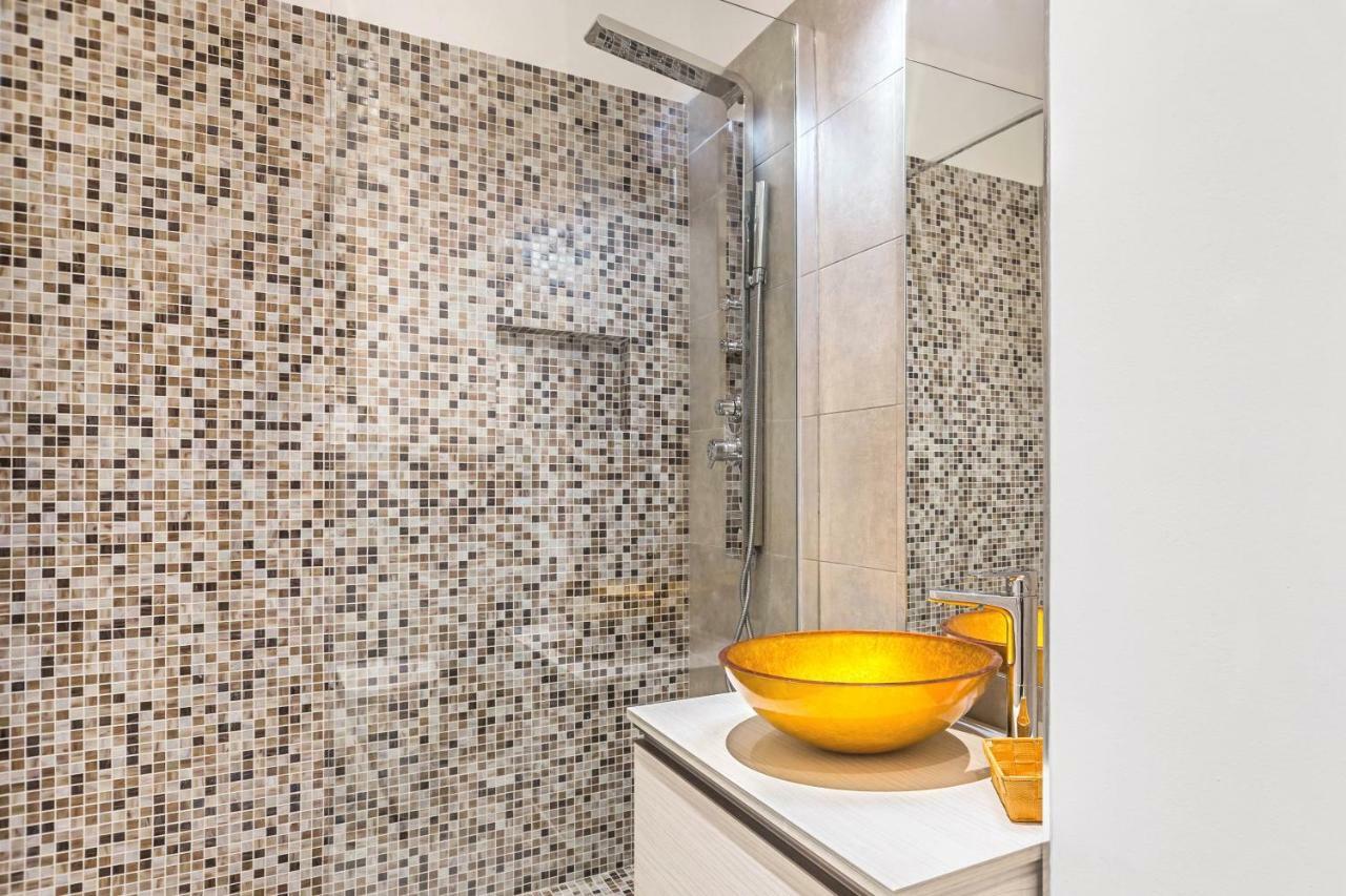 Luxury Central Apartment Турин Экстерьер фото